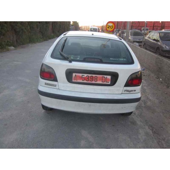 renault megane i berlina hatchback (ba0) del año 1998