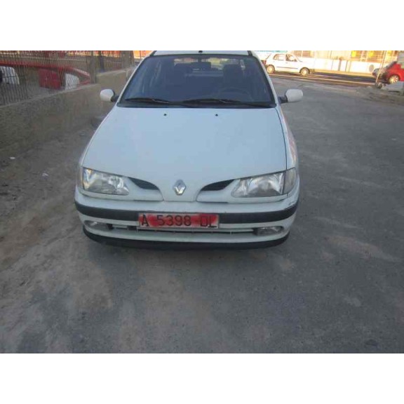 renault megane i berlina hatchback (ba0) del año 1998
