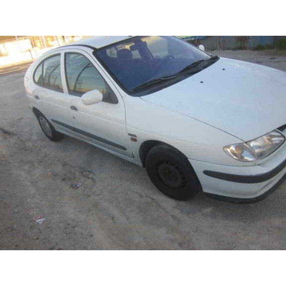 renault megane i berlina hatchback (ba0) del año 1998
