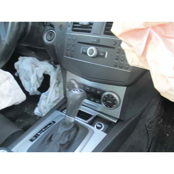 mercedes-benz clase c (w204) berlina del año 2010