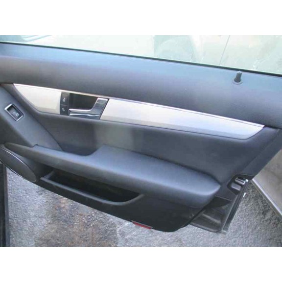 mercedes-benz clase c (w204) berlina del año 2010