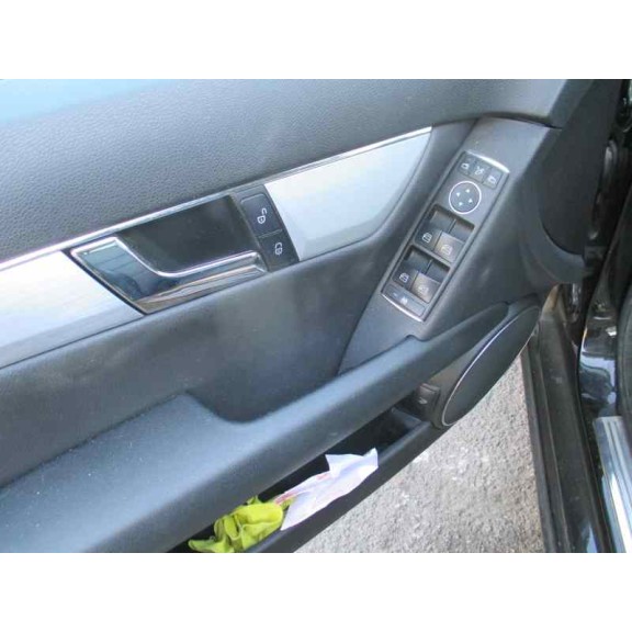 mercedes-benz clase c (w204) berlina del año 2010