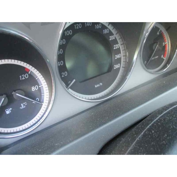 mercedes-benz clase c (w204) berlina del año 2010