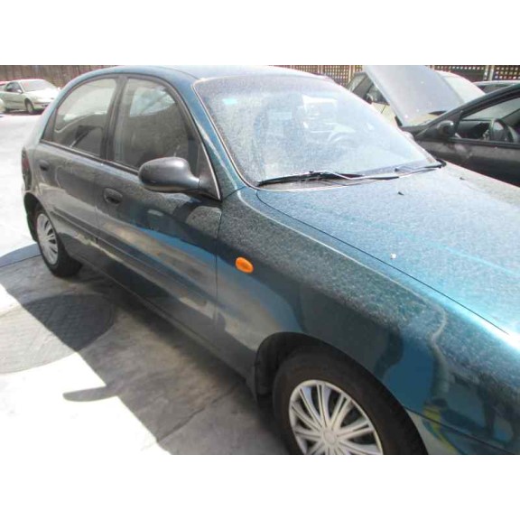 daewoo lanos del año 2001