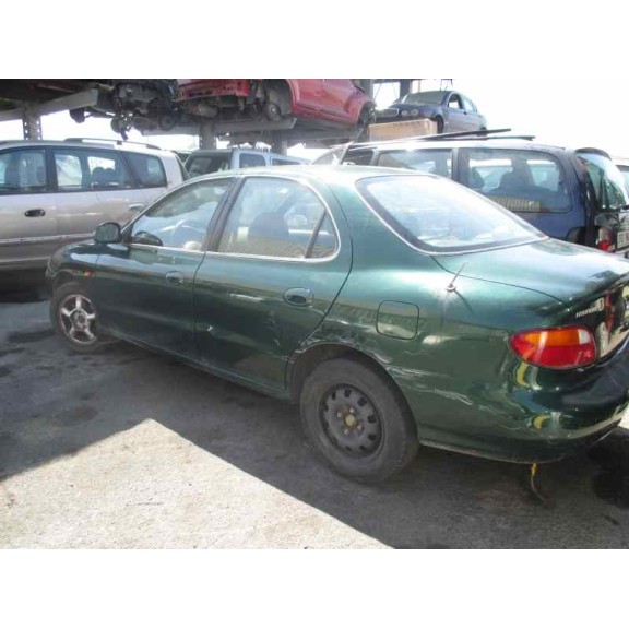 hyundai lantra berlina (rd) del año 1997
