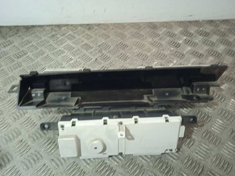 Recambio de cuadro instrumentos para toyota prius (nhw20) basis referencia OEM IAM 769204820 8380047250A 
