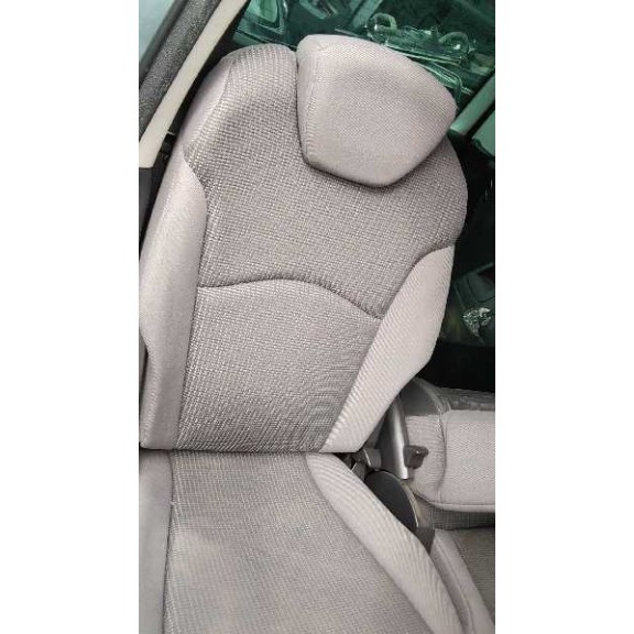 peugeot 807 del año 2005