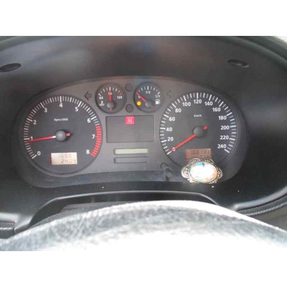 seat toledo (1m2) del año 2000