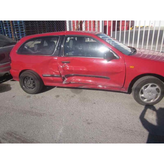 nissan almera (n15) del año 1999