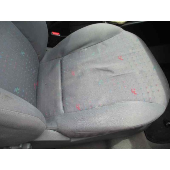 seat toledo (1m2) del año 2000