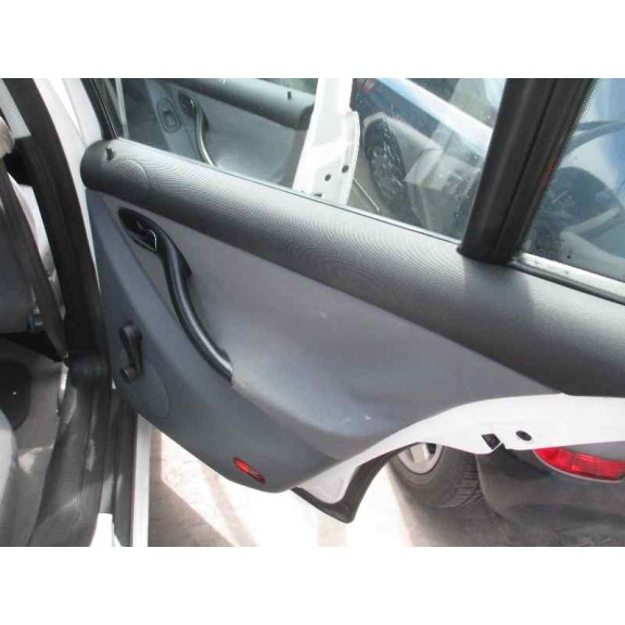 seat toledo (1m2) del año 2000