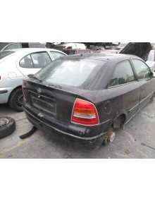 opel astra g berlina del año 2002