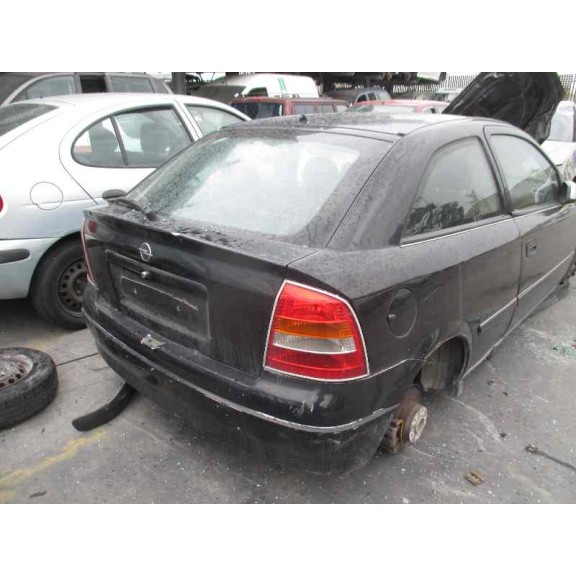 opel astra g berlina del año 2002