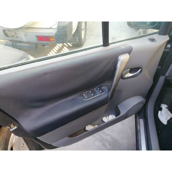 renault scenic ii del año 2006