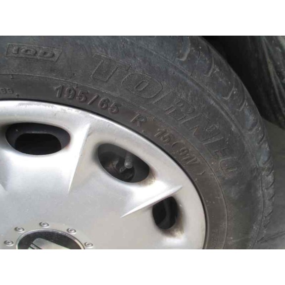 seat toledo (1m2) del año 2000