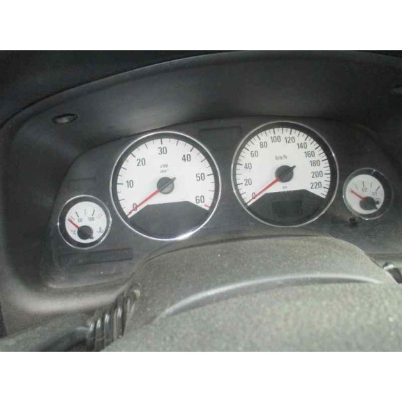 opel astra g berlina del año 2002