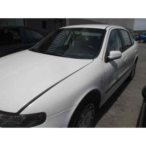 seat toledo (1m2) del año 2000