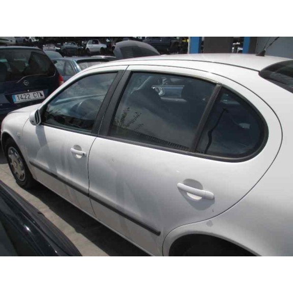 seat toledo (1m2) del año 2000