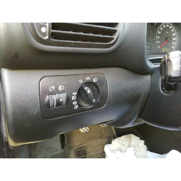 seat toledo (1m2) del año 2003