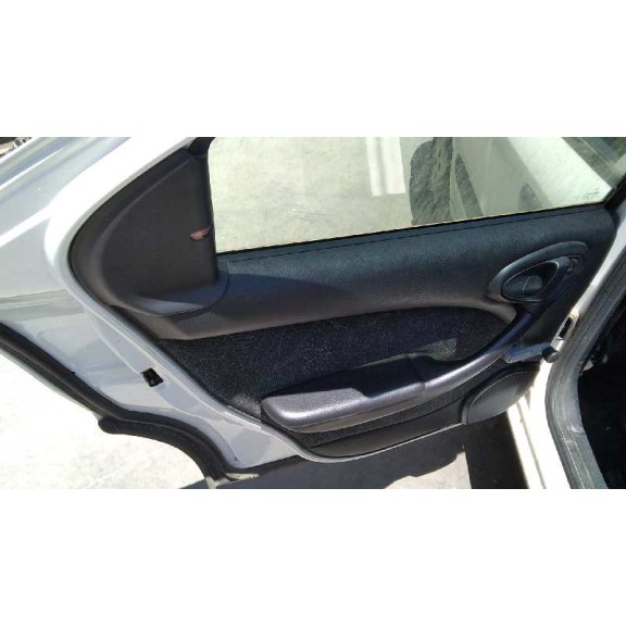 citroën xsara berlina del año 1998