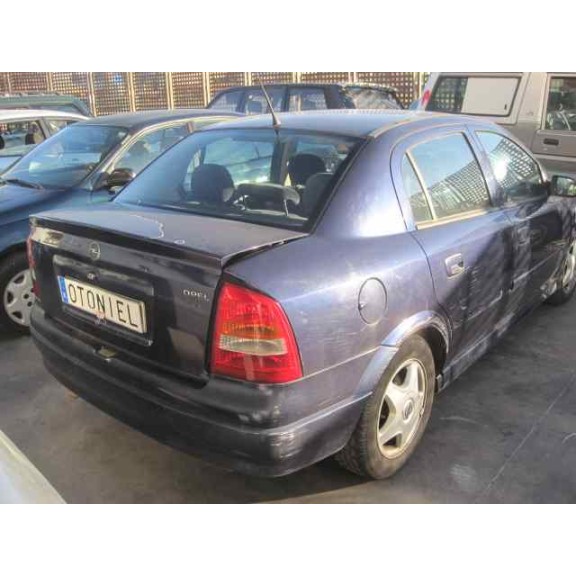 opel astra g berlina del año 1998