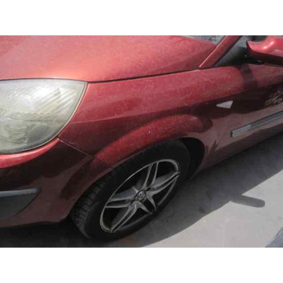 renault grand scenic del año 2004