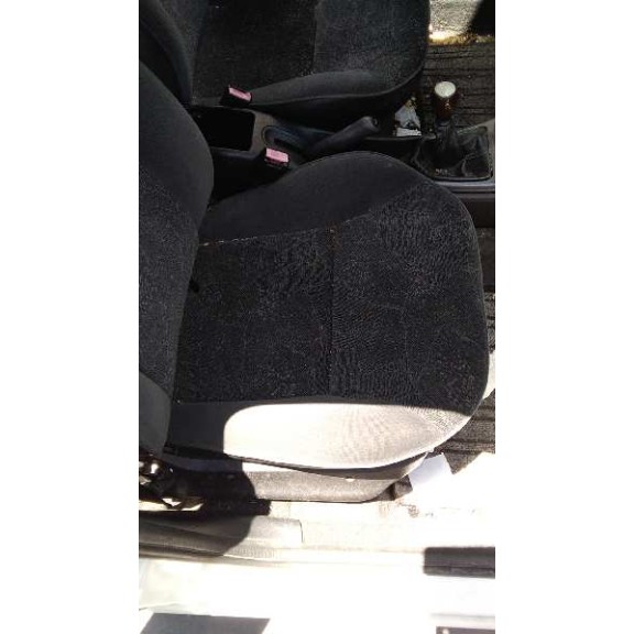 citroën xsara berlina del año 1998