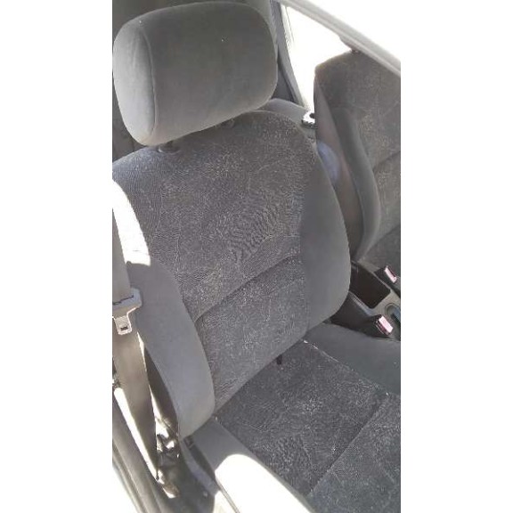 citroën xsara berlina del año 1998