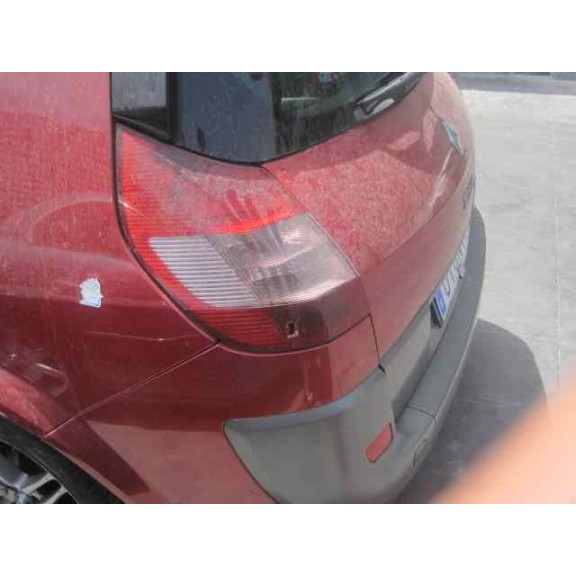 renault grand scenic del año 2004