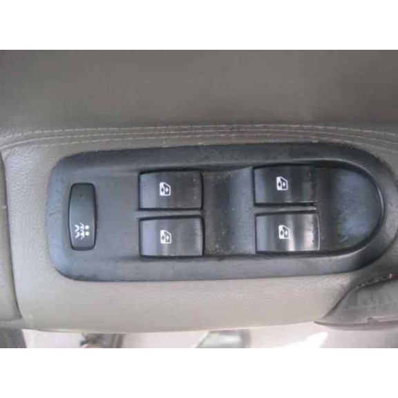 renault grand scenic del año 2004