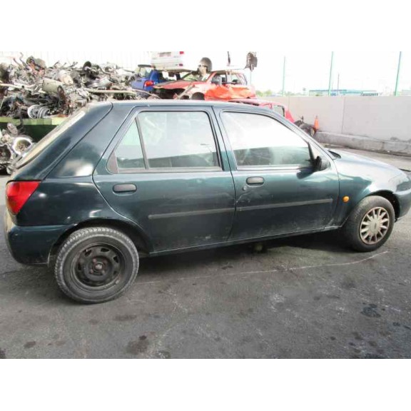 ford fiesta berlina del año 1997