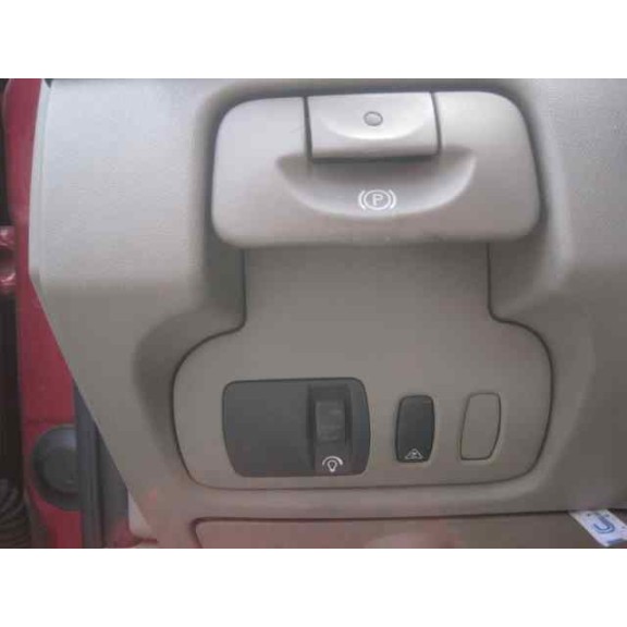 renault grand scenic del año 2004