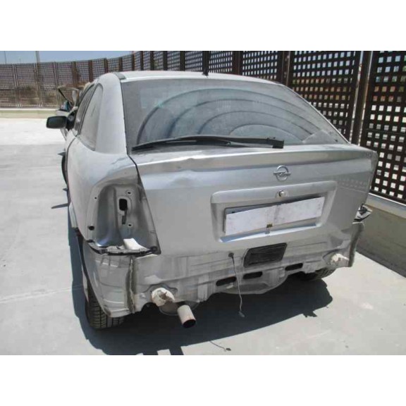 opel astra g berlina del año 1999