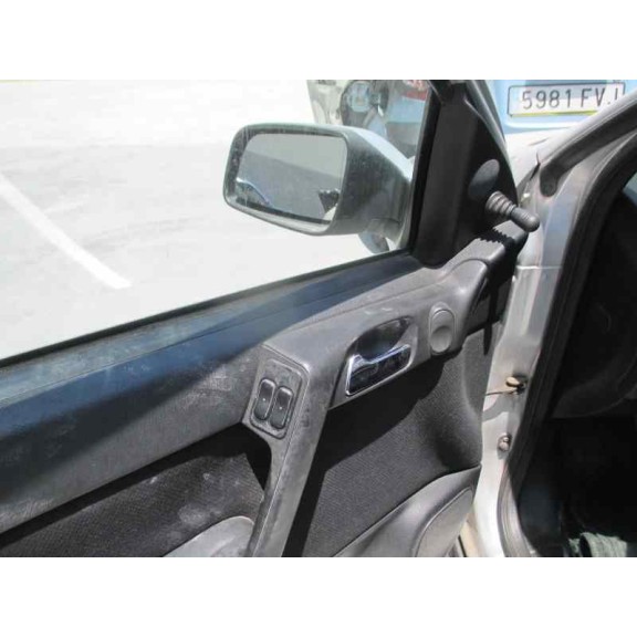 opel astra g berlina del año 1999