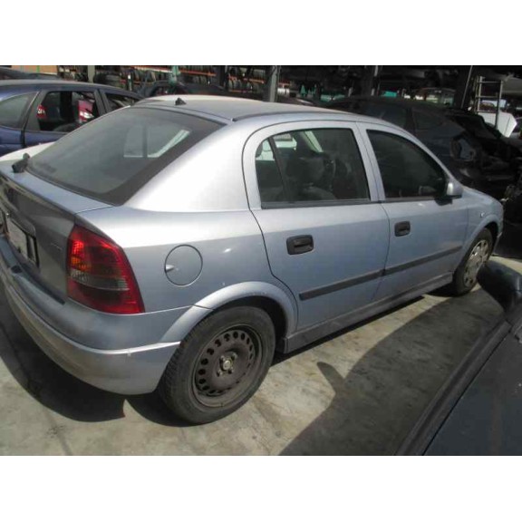 opel astra g berlina del año 2002