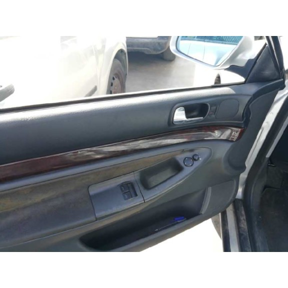 audi a4 berlina (b5) del año 2000