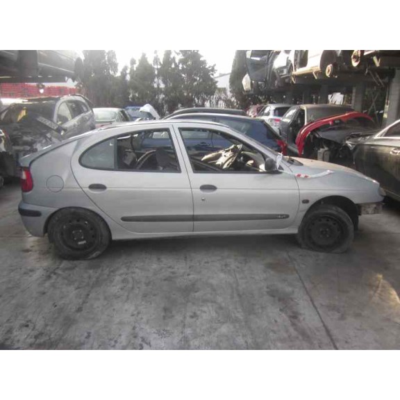 renault megane i fase 2 berlina (ba0) del año 2001