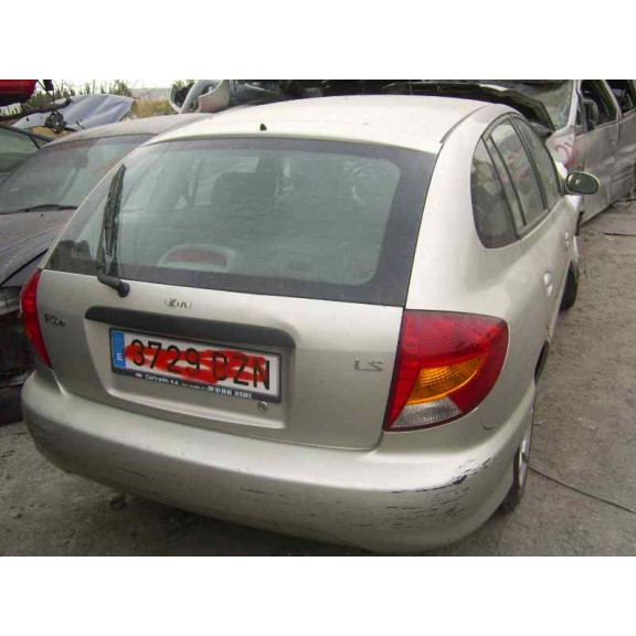 kia rio del año 2002