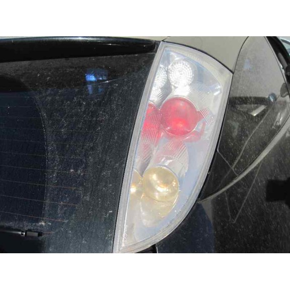 ford focus berlina (cak) del año 2003