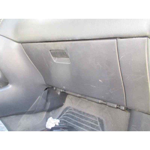 nissan primera berlina (p11) del año 1997