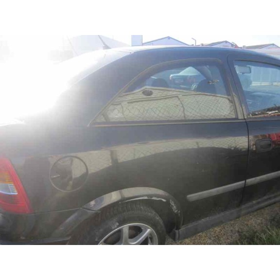 opel astra g berlina del año 2001