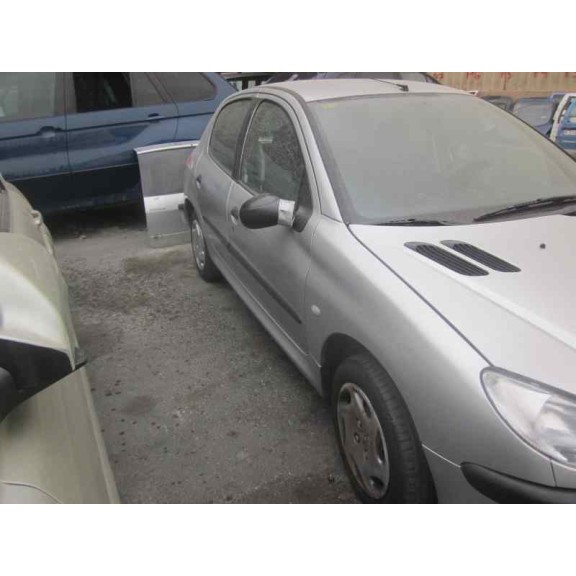 peugeot 206 berlina del año 1999