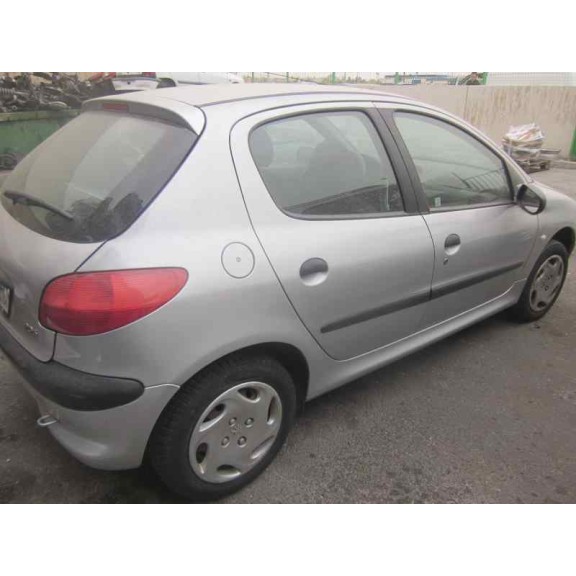 peugeot 206 berlina del año 1999