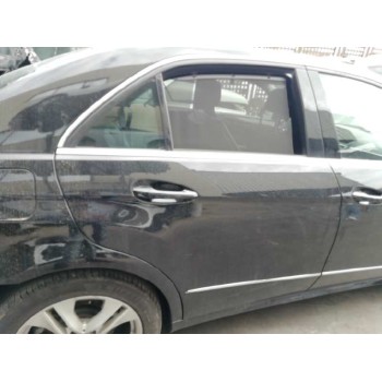 PUERTA TRASERA DERECHA A2127300105 / 2127300205 