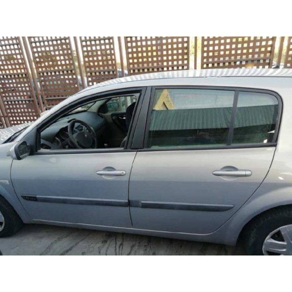 renault megane ii berlina 5p del año 2004