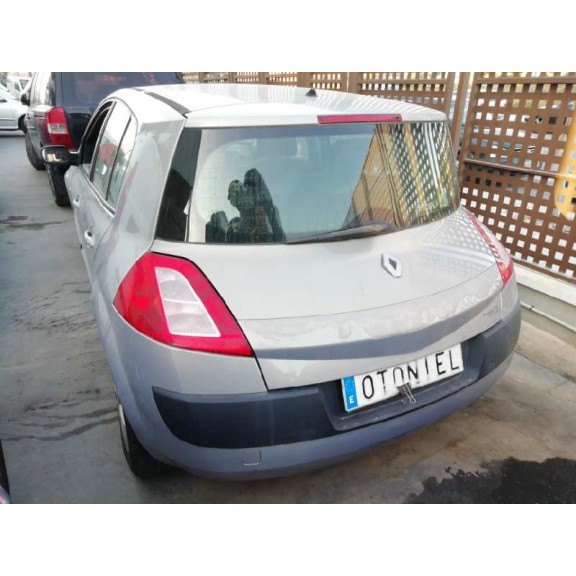 renault megane ii berlina 5p del año 2004