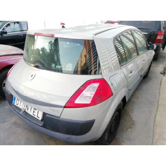 renault megane ii berlina 5p del año 2004