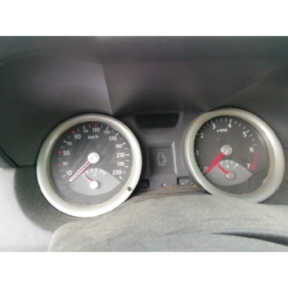 renault megane ii berlina 5p del año 2004