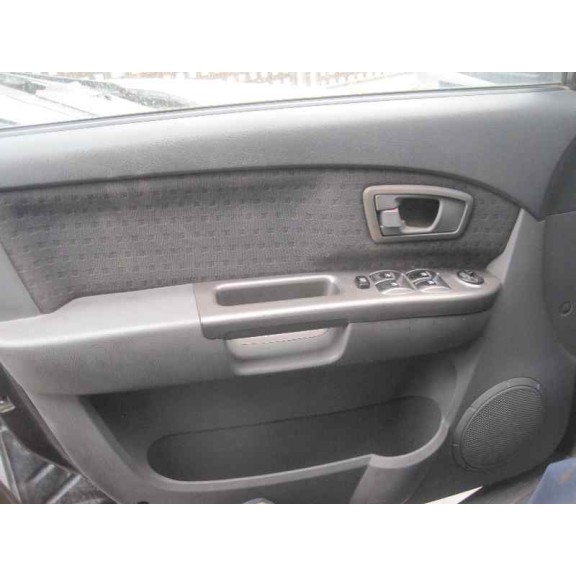 kia carens del año 2004