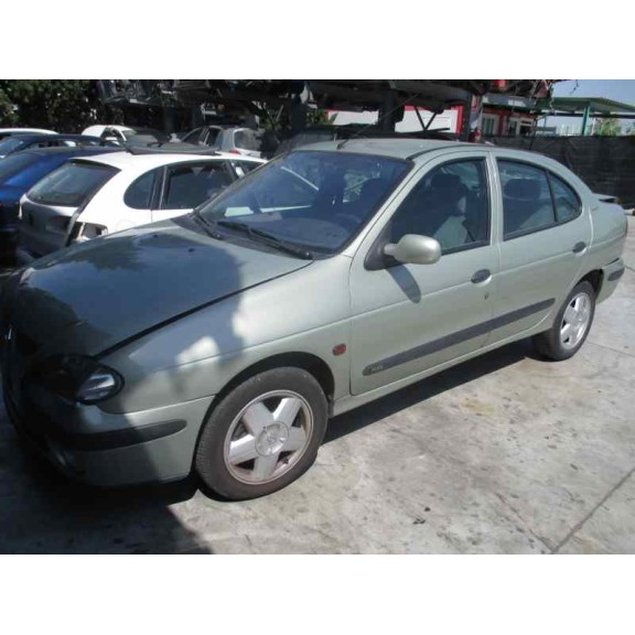 renault megane i fase 2 classic (la..) del año 2000